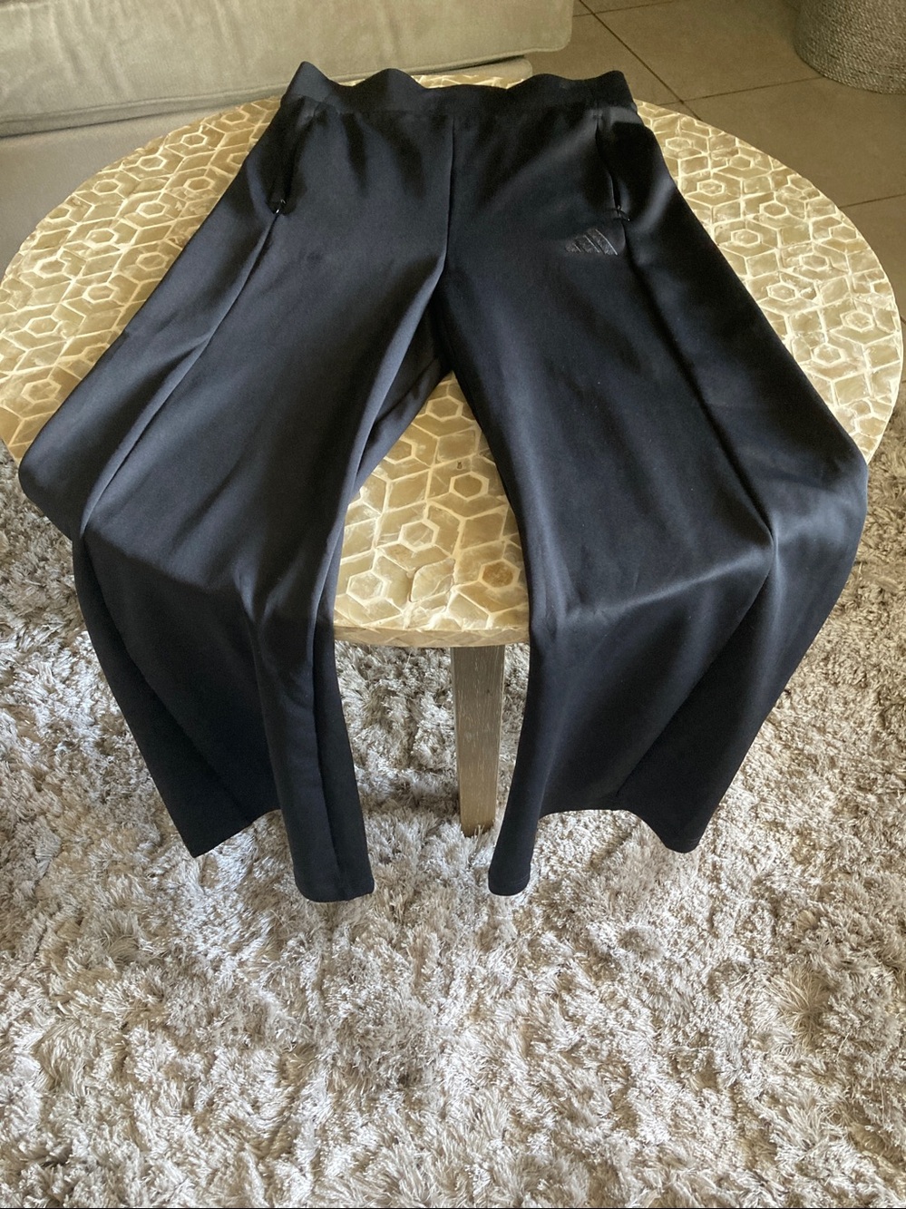 LIKE NEW! Adidas Women's Active Wide Leg Pant in Black (S) - Picture 2 of 10